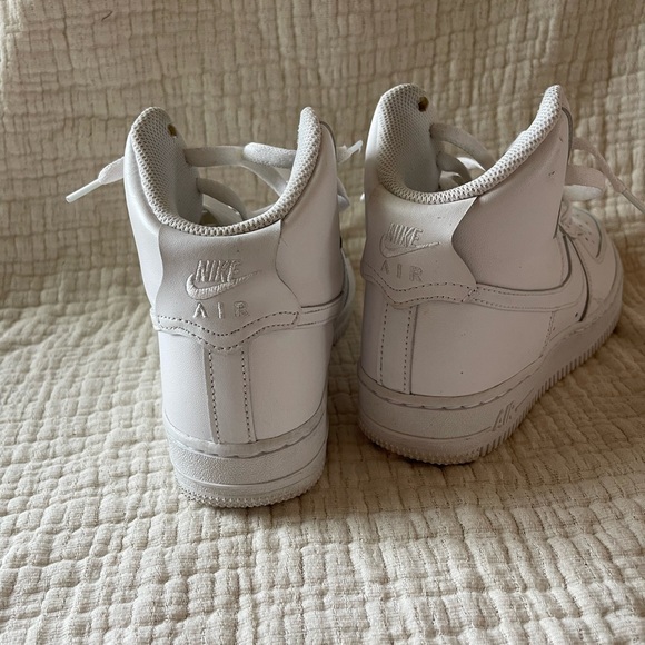 Nike Air Force 1 high tops - Picture 3 of 6